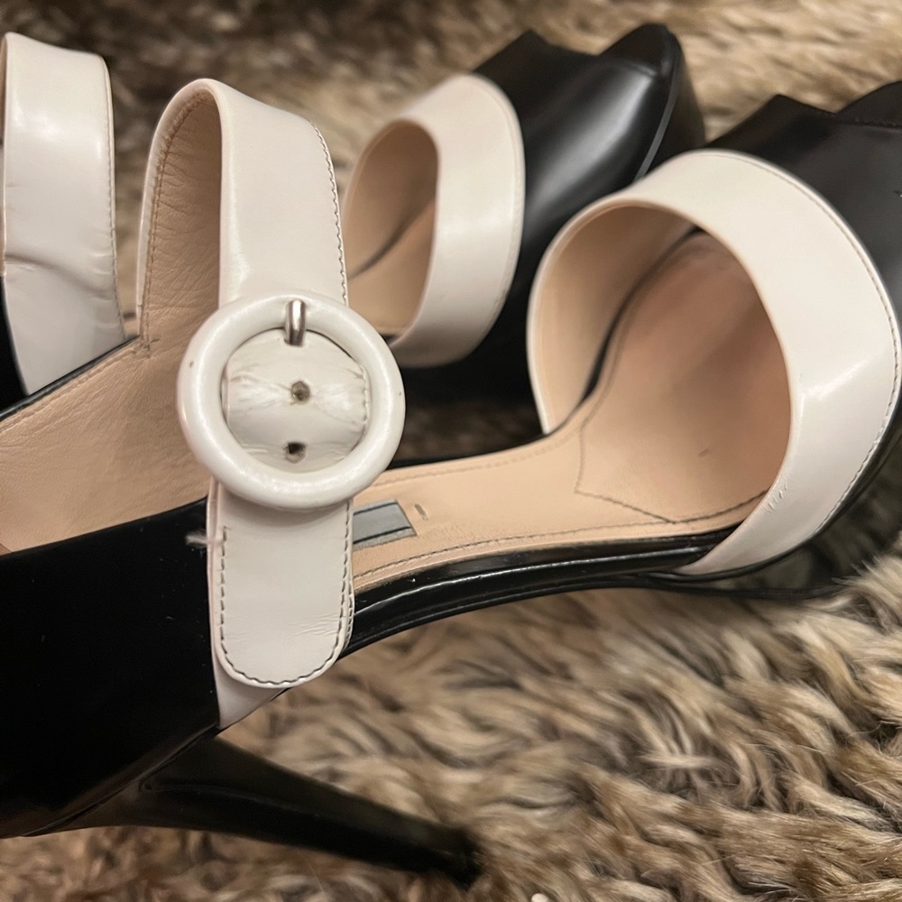 Prada Black & White Leather Platform Ankle Strap Sandals - Picture 10 of 14